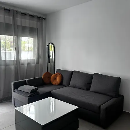 Апартаменты Thalassa Cosy *